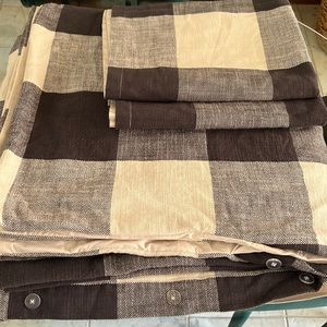 Pottery barn  Bryce Buffalo check Queen duvet and Shams